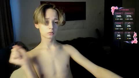 Snapshot of 1vampirella_gs chatting on 02.25.26 Milos online show from 02.25.26