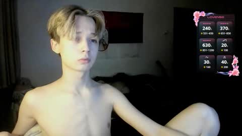 Snapshot of 1vampirella_gs chatting on 03.13.26 Milos online show from 03.13.26