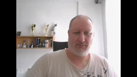 1vaso online show from 03.05.25