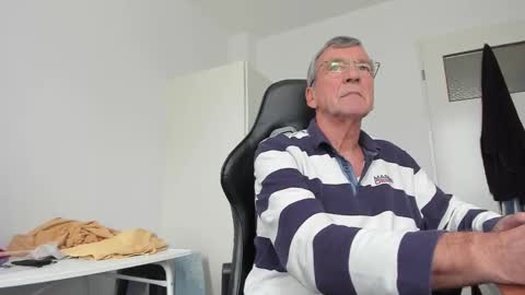 Henk online show from 11.20.25