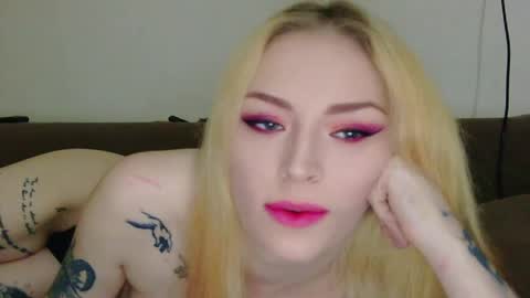 Snapshot of 20punkslut chatting on 05.26.26 20punkslut online show from 05.26.26