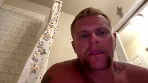 Snapshot of 22bigelo2316 chatting on 10.16.25 22bigelo2316 online show from 10.16.25