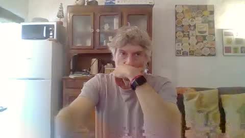 Snapshot of 22esserre chatting on 10.24.25 22esserre online show from 10.24.25