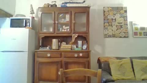 22esserre online show from 12.01.25