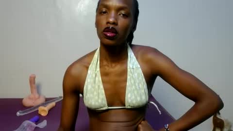 Snapshot of 254pinkslut chatting on 05.26.26 TightPussy online show from 05.26.26
