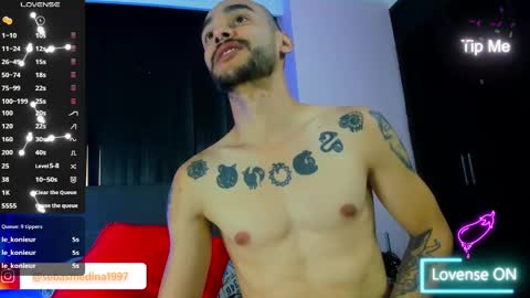 Snapshot of 2_fire chatting on 10.08.25 2_fire online show from 10.08.25