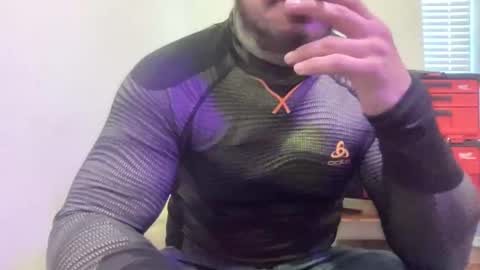 Snapshot of 2addictivelyhorny chatting on 01.01.25 Jake n Judy online show from 01.01.25