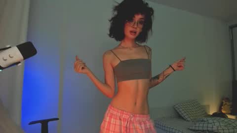 Sasha weekend from 14 to 27 November online show from 11.30.25