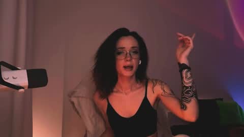 Sasha weekend from 14 to 27 November online show from 04.21.26