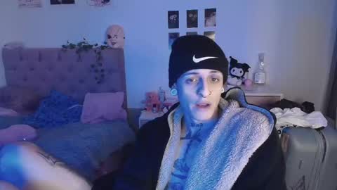 Snapshot of 2cb0y chatting on 09.11.25 BAD online show from 09.11.25