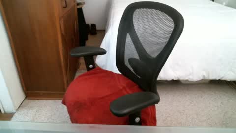 Call me SIR if you want my attention. Pup Handler  Master  Owner online show from 02.10.25