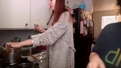 2girls1link online show from 01.09.25