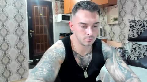 Snapshot of 2sexymuscles chatting on 10.20.25 2sexymuscles online show from 10.20.25