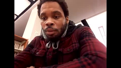 Snapshot of 2watchcock chatting on 01.22.25 Str8 Edge online show from 01.22.25