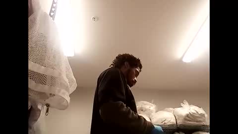 Snapshot of 2watchcock chatting on 11.03.25 Str8 Edge online show from 11.03.25