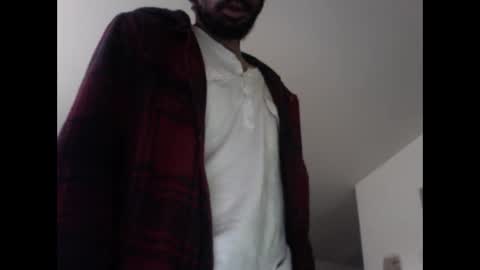 Snapshot of 2watchcock chatting on 11.04.25 Str8 Edge online show from 11.04.25