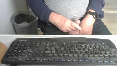 Snapshot of 3390soeren chatting on 03.10.25 Soeren online show from 03.10.25