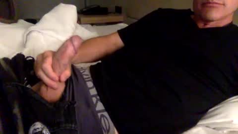 33upandabout33 online show from 01.16.25