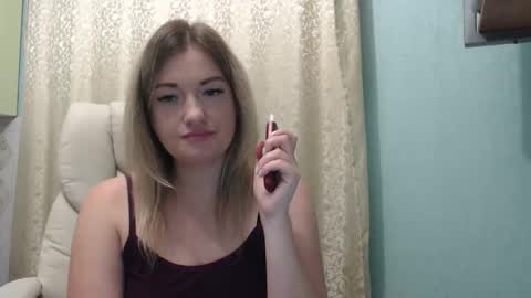 Snapshot of 3sweetcandy3 chatting on 10.14.25 3sweetcandy3 online show from 10.14.25