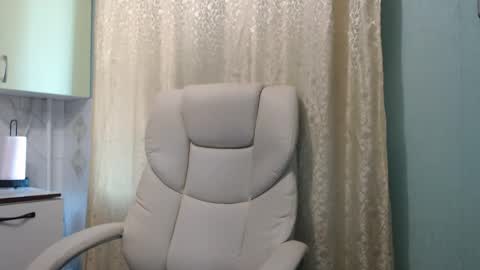 Snapshot of 3sweetcandy3 chatting on 05.06.26 3sweetcandy3 online show from 05.06.26