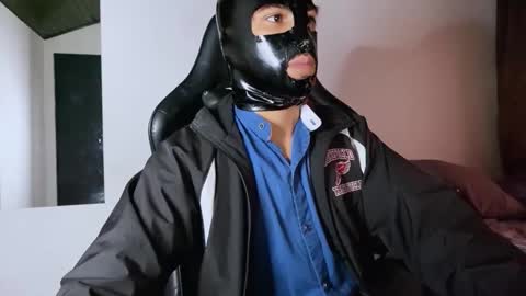 E V I L online show from 11.02.25