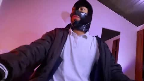 E V I L online show from 06.04.26