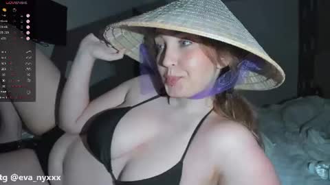 Snapshot of 3va_nyx chatting on 06.11.26 Eva online show from 06.11.26