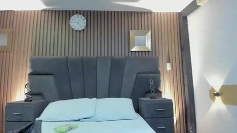 3X NAXAA online show from 09.25.25