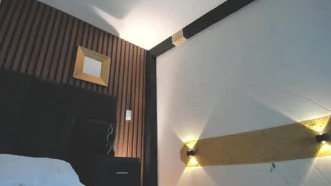 3X NAXAA online show from 11.04.25