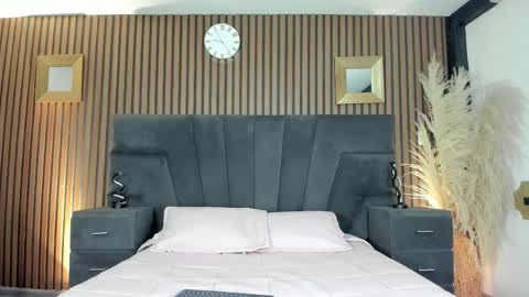 3X NAXAA online show from 04.09.26