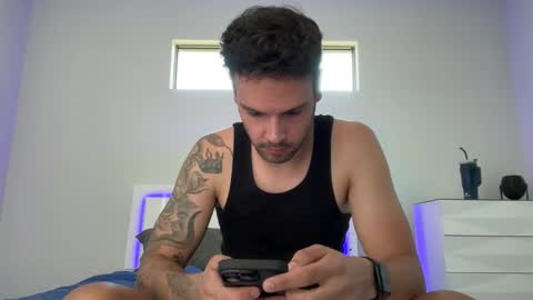 Snapshot of 3xxxjason chatting on 11.08.25 3xxxjason online show from 11.08.25