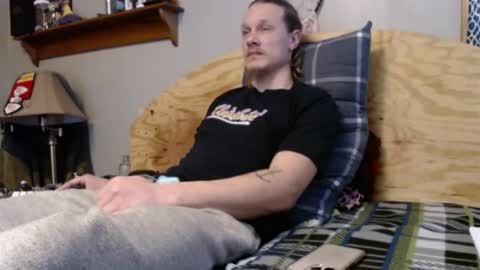 Snapshot of 420st chatting on 12.26.24 font size 3 FUN WITH DICK AND MARY JANEfont online show from 12.26.24