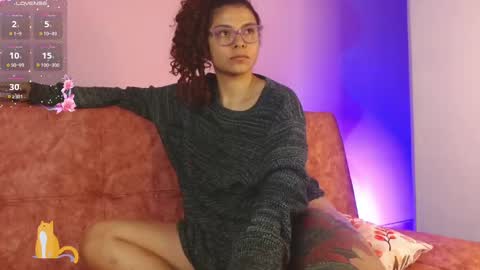 Snapshot of 420viol3ta_ chatting on 02.16.25 Violeta online show from 02.16.25