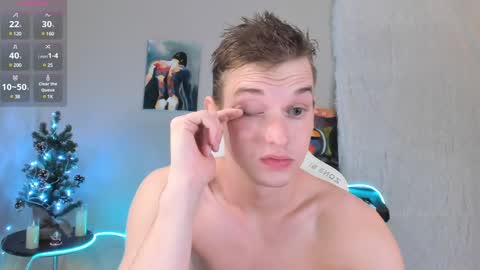 Snapshot of 4ever_dude chatting on 12.22.24 Andrew online show from 12.22.24