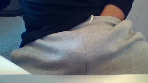 Snapshot of 4glz chatting on 09.18.25 4glz online show from 09.18.25