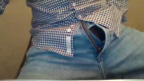 Snapshot of 4glz chatting on 10.11.25 4glz online show from 10.11.25