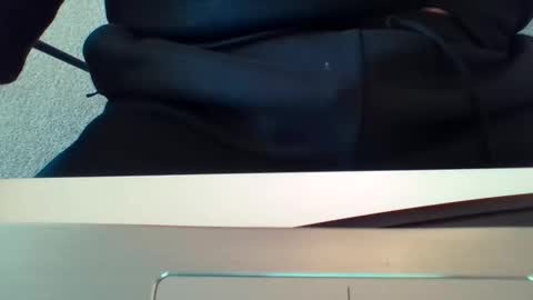 Snapshot of 4glz chatting on 10.31.25 4glz online show from 10.31.25