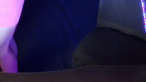 Ixela online show from 10.24.25