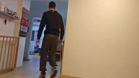 Snapshot of 55555558 chatting on 12.02.24 crazy101 online show from 12.02.24