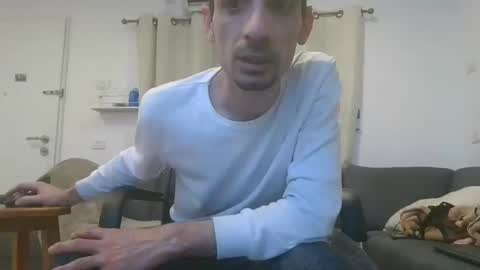 Snapshot of 55555558 chatting on 01.17.25 crazy101 online show from 01.17.25