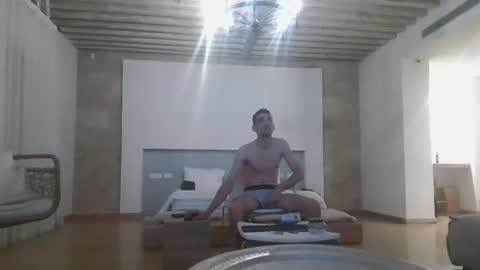 Snapshot of 55555558 chatting on 03.02.25 crazy101 online show from 03.02.25