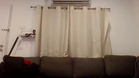 Snapshot of 55555558 chatting on 10.18.25 crazy101 online show from 10.18.25