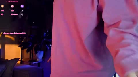 Snapshot of 5_in_one chatting on 10.22.25 Sunshine online show from 10.22.25