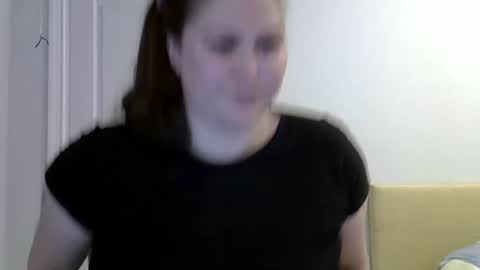 Snapshot of 5anna chatting on 10.14.25 5anna online show from 10.14.25