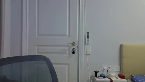 Snapshot of 5anna chatting on 10.23.25 5anna online show from 10.23.25