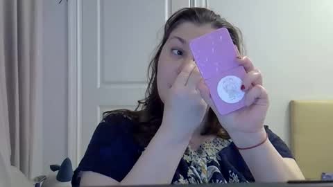 Snapshot of 5anna chatting on 10.27.25 5anna online show from 10.27.25