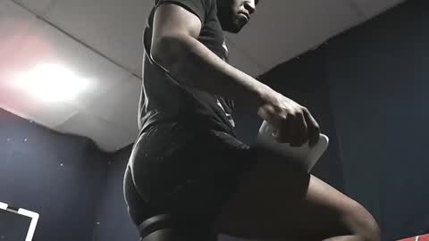 Snapshot of 5hbk chatting on 01.11.25 Tettaz GetitJusy4ya online show from 01.11.25