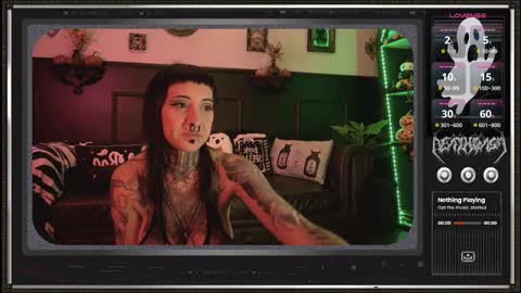 Snapshot of 666deathgasm chatting on 10.08.25 Juune online show from 10.08.25