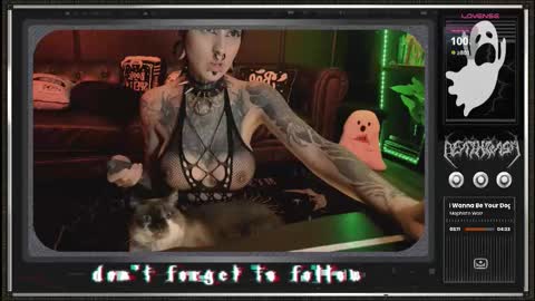 Snapshot of 666deathgasm chatting on 01.17.26 Juune online show from 01.17.26