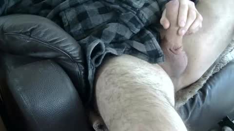 Snapshot of 66bear chatting on 12.31.24 66bear online show from 12.31.24